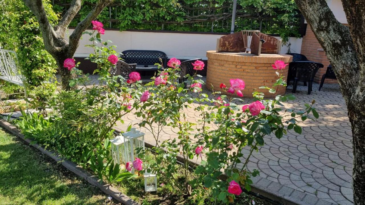 Fontana Oasis Apartments كاستلْنْيوفو ديل غارد المظهر الخارجي الصورة