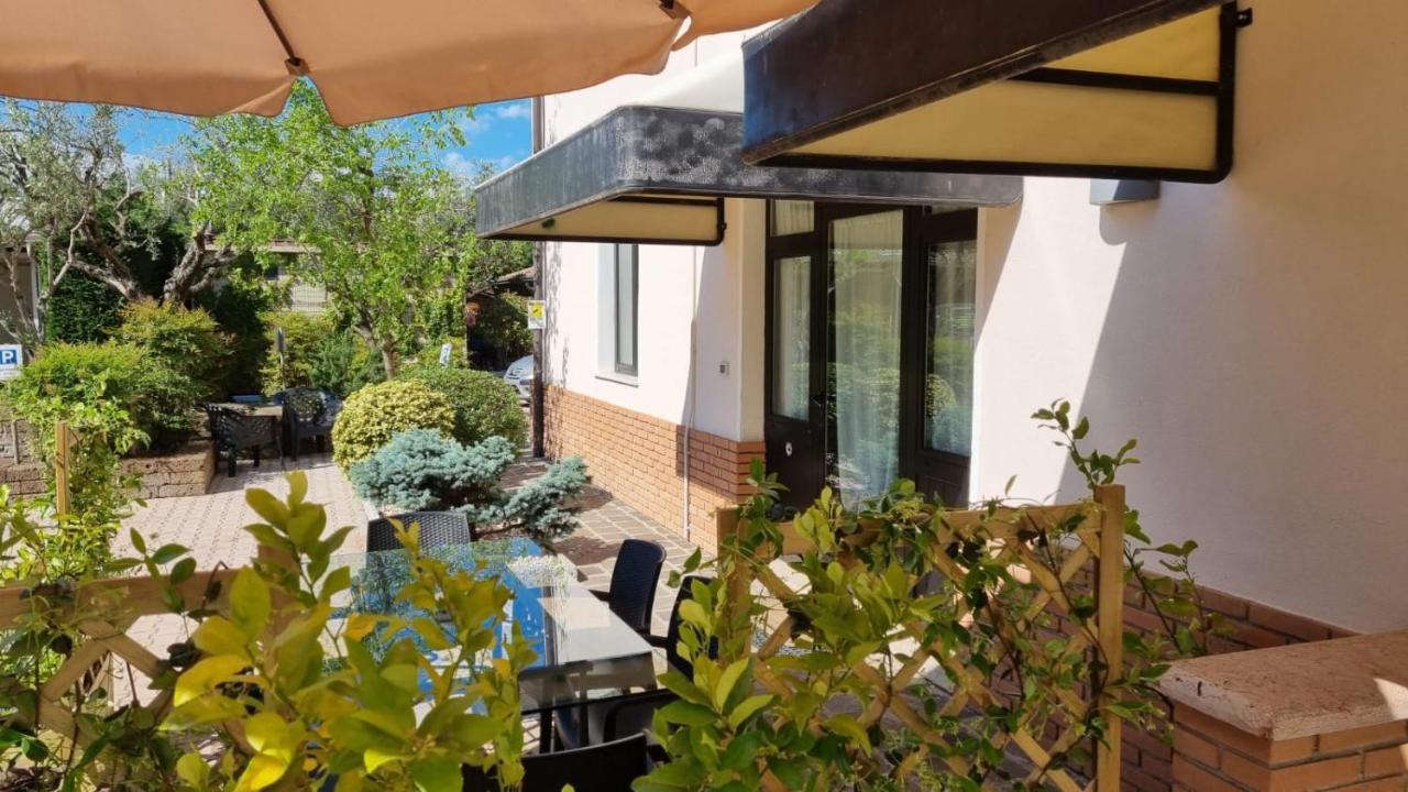 Fontana Oasis Apartments كاستلْنْيوفو ديل غارد المظهر الخارجي الصورة
