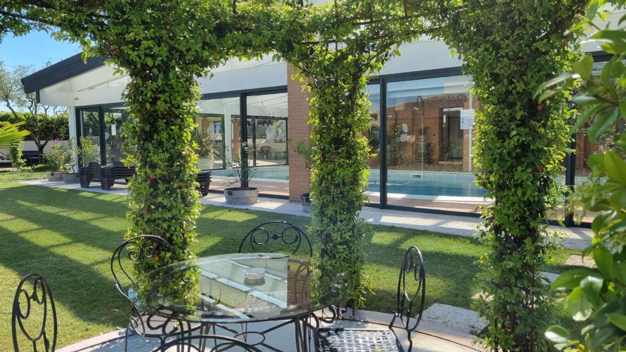 Fontana Oasis Apartments كاستلْنْيوفو ديل غارد المظهر الخارجي الصورة