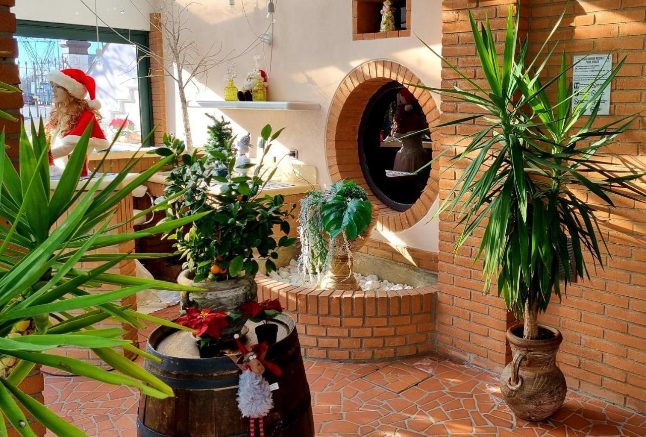 Fontana Oasis Apartments كاستلْنْيوفو ديل غارد المظهر الخارجي الصورة